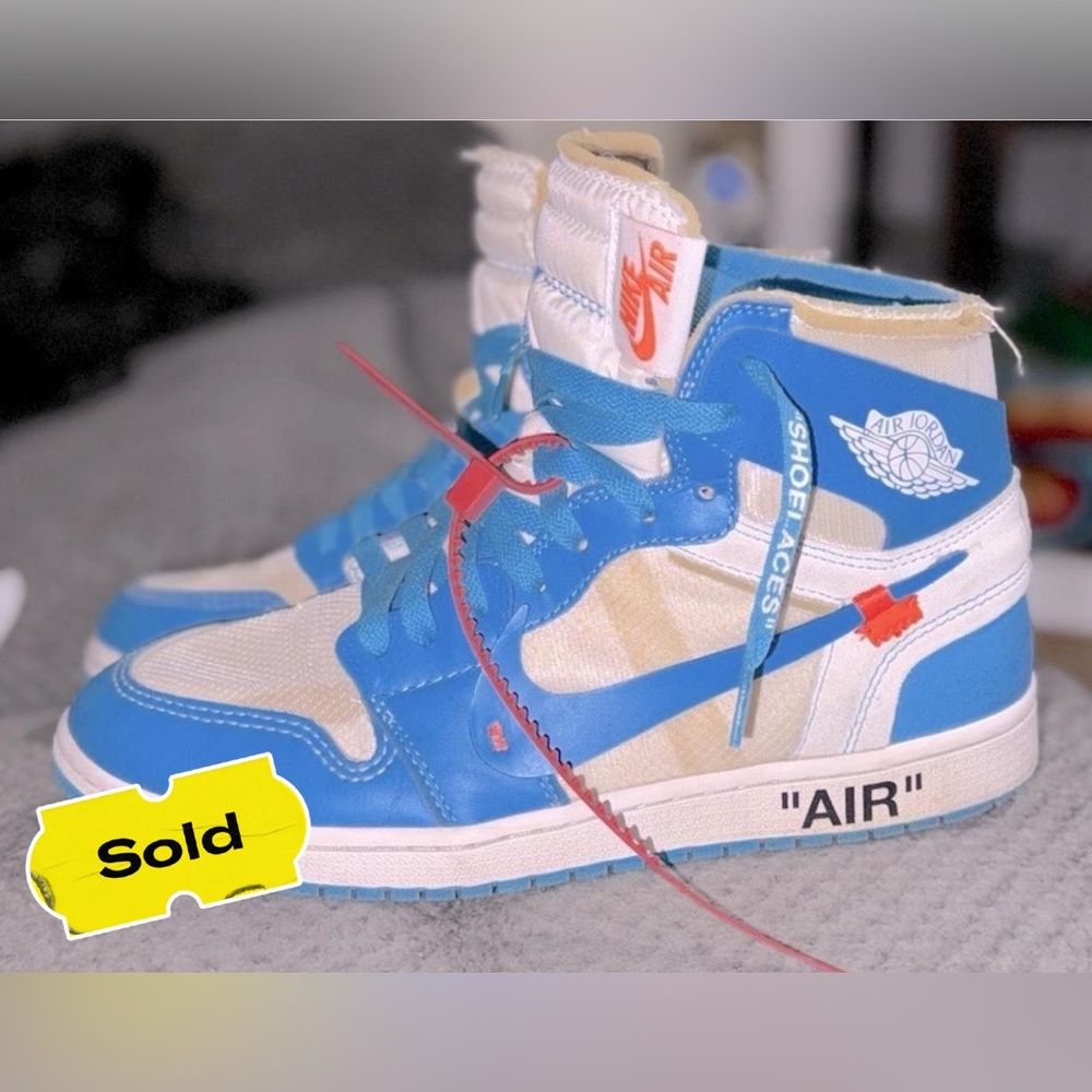 🛑 SOLD 🛑 💯% Authentic Off-White Jordan 1 Retro OG Sneakers